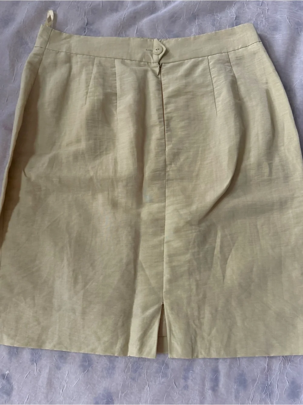 Apriori light green